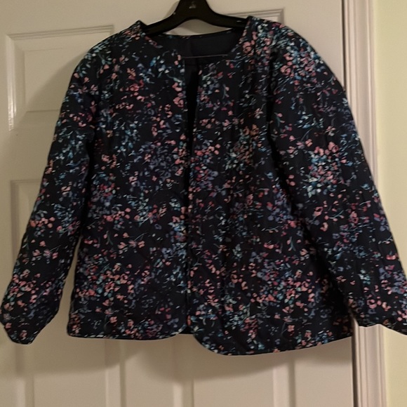 Quilted navy blue reversible jacket. Floral on 2nd side.  Excellent condition. - Picture 3 of 3